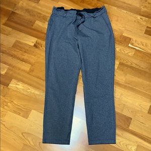 Lululemon Keep Moving 7/8 Pants Gray Black Size 10